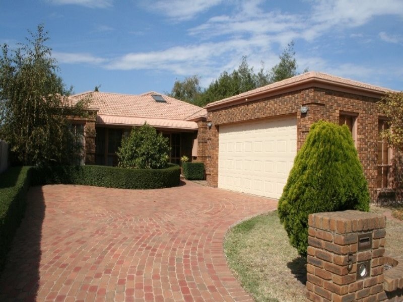 5 Myalla Court, Wantirna South VIC 3152