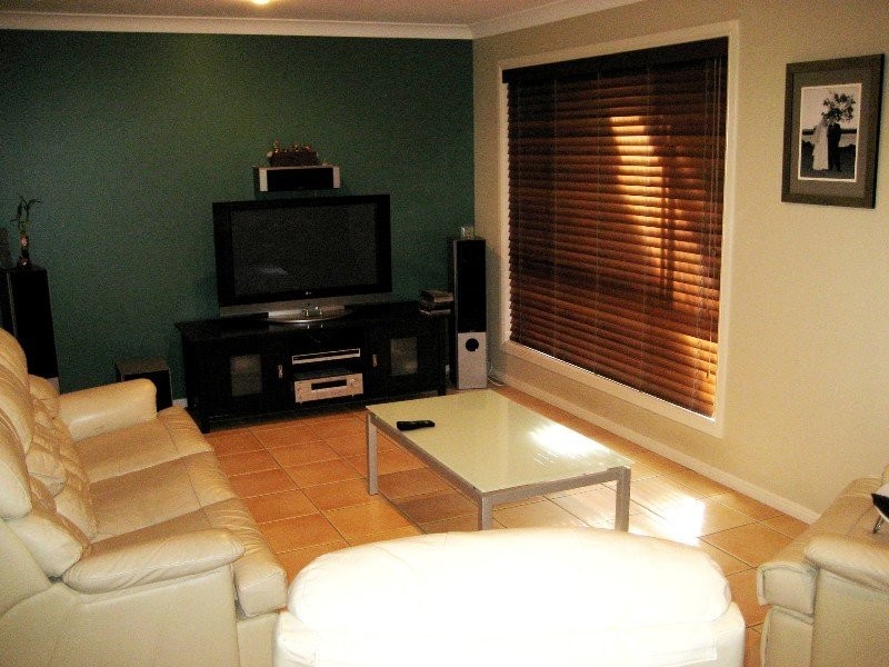 5 Ken Cres, Monterey Keys QLD 4212