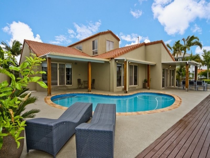 164 Sundance Way, Runaway Bay QLD 4216