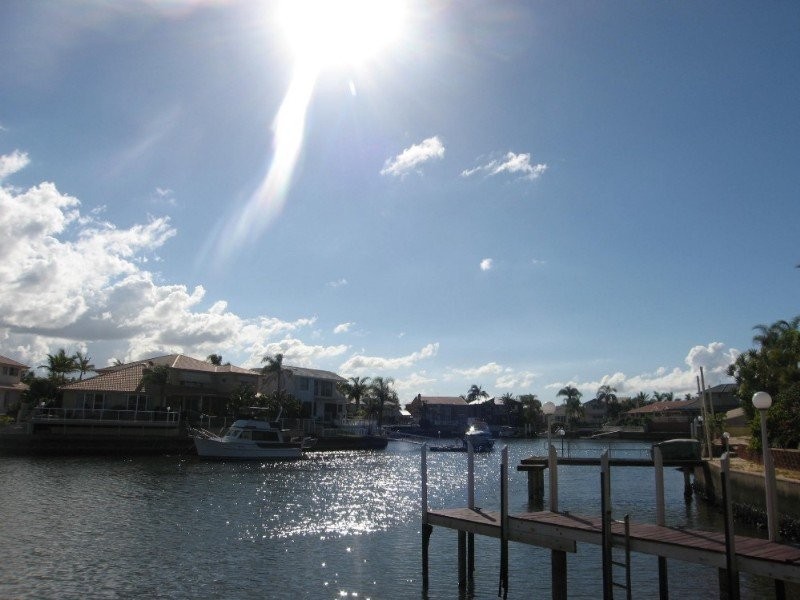 33 Sundance Way, Runaway Bay QLD 4216