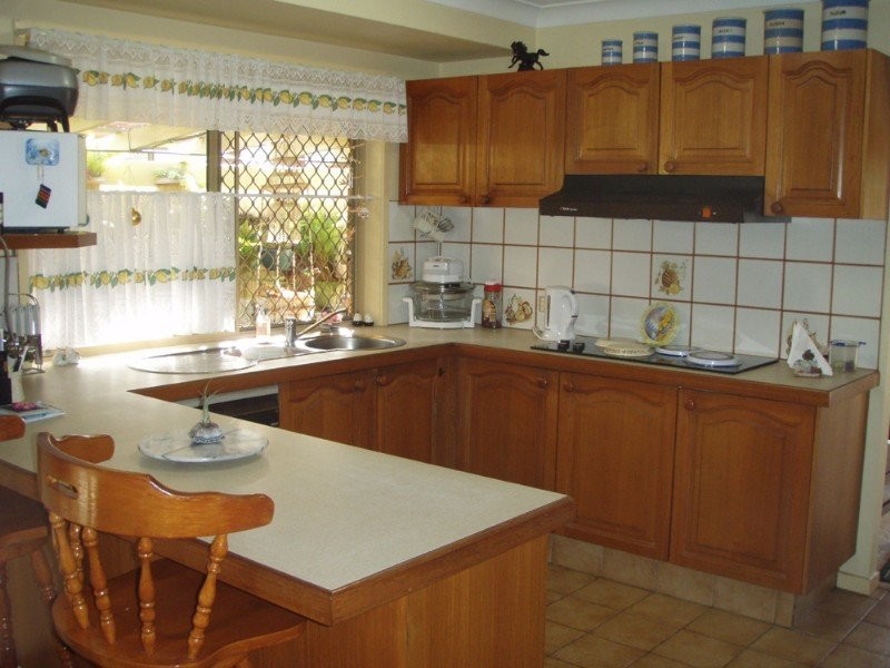 1 Longboat Place, Biggera Waters QLD 4216