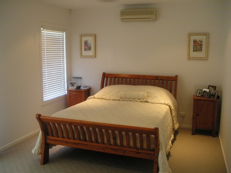 2-6 Frank Street, Labrador QLD 4215