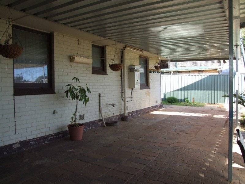104 Wright Rd, Ingle Farm SA 5098