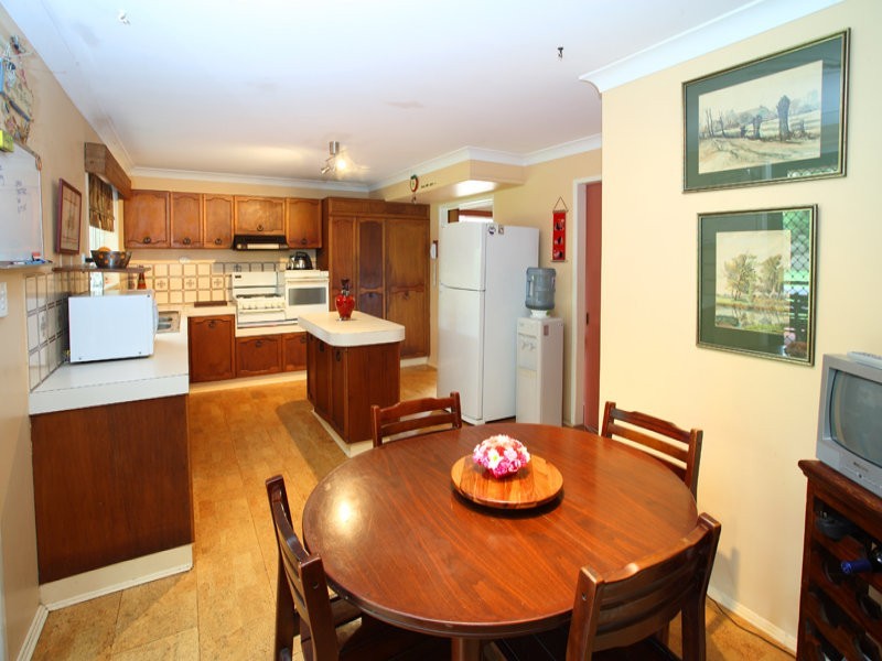 4 Barvas Street, Ferny Grove QLD 4055