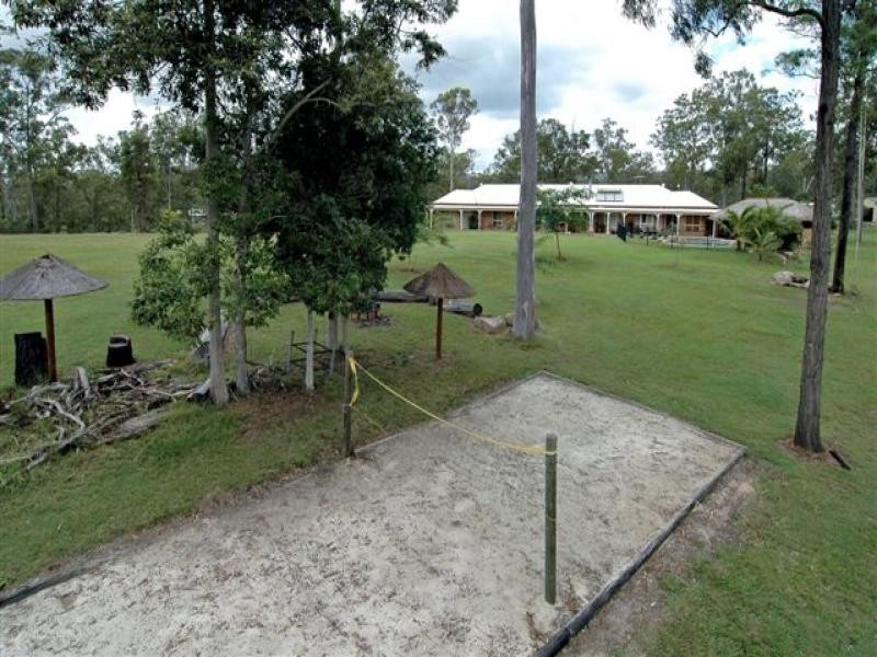 28 Victor Russell Drive, Samford QLD 4520
