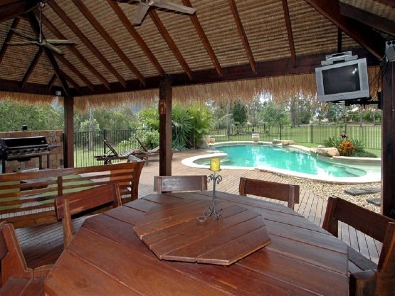 28 Victor Russell Drive, Samford QLD 4520