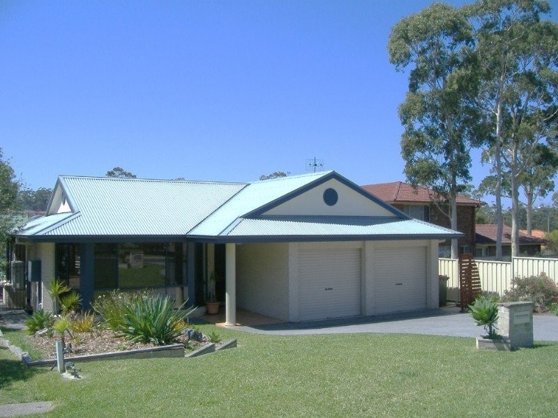 4 Kurraba Place, St Georges Basin NSW 2540