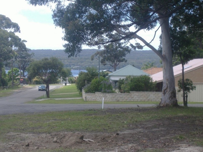 9 Edmund St, Sanctuary Point NSW 2540