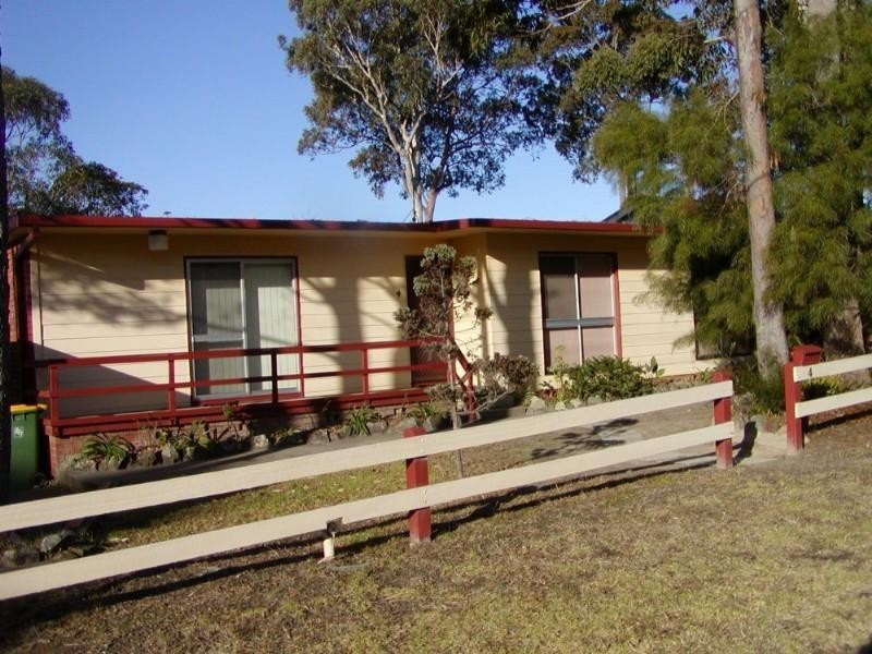 4 Boronia Avenue, Sanctuary Point NSW 2540