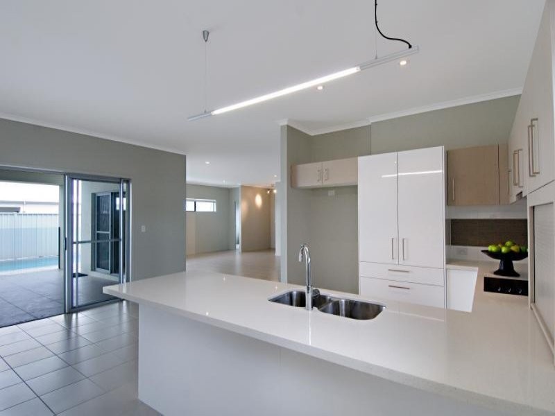 3 Ballinger Place, Pelican Waters QLD 4551