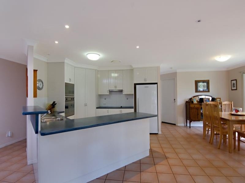 6 Firefly Street, Pelican Waters QLD 4551