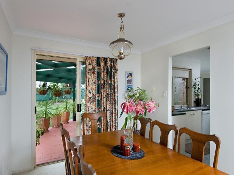 6 Rhodes Place, Aroona QLD 4551