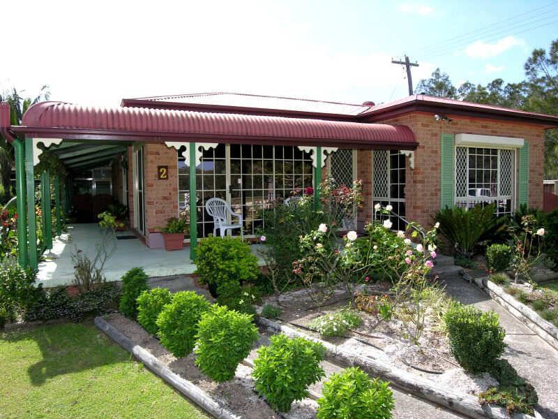 2 Magnolia Ave, Davistown NSW 2251