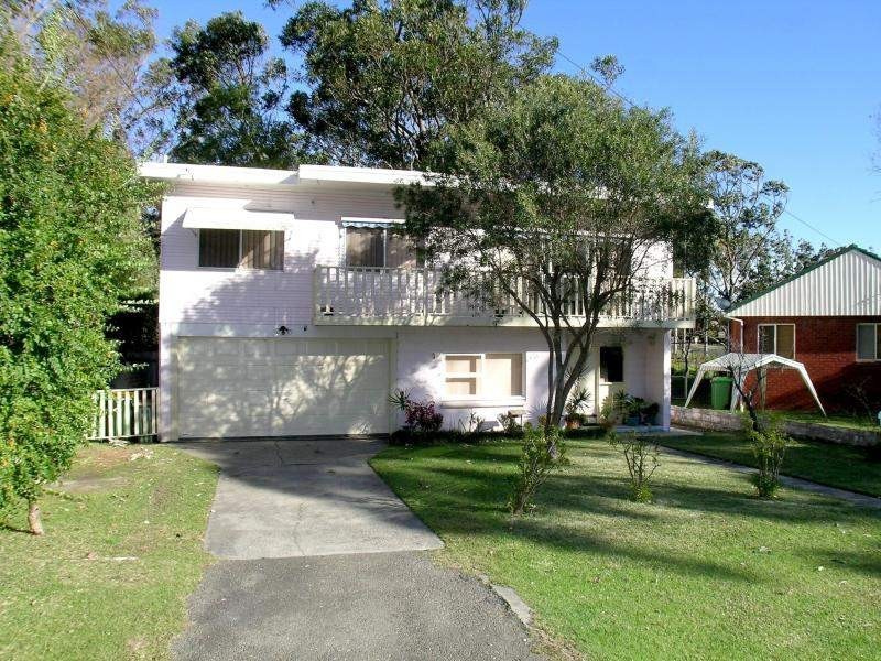 54 Patrick Crescent, Saratoga NSW 2251