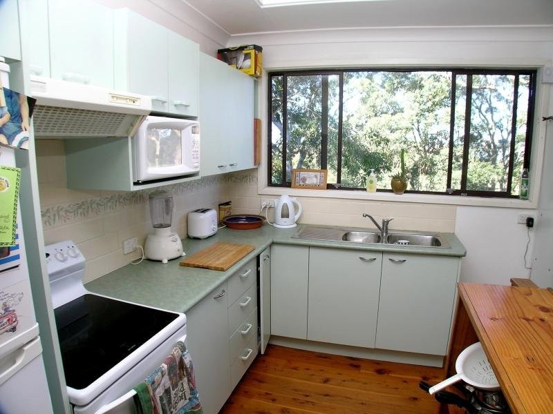 99 Davistown Rd, Saratoga NSW 2251