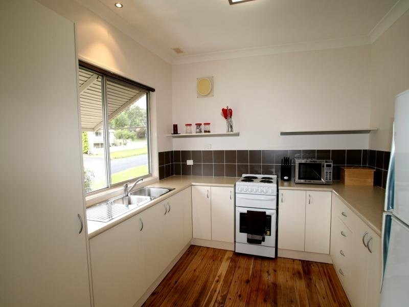 54 Patrick Cres, Saratoga NSW 2251