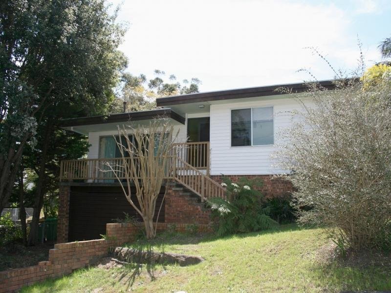 1 Llewellyn St, Saratoga NSW 2251