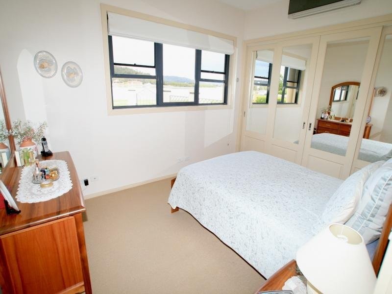 2 Davis Ave, Davistown NSW 2251