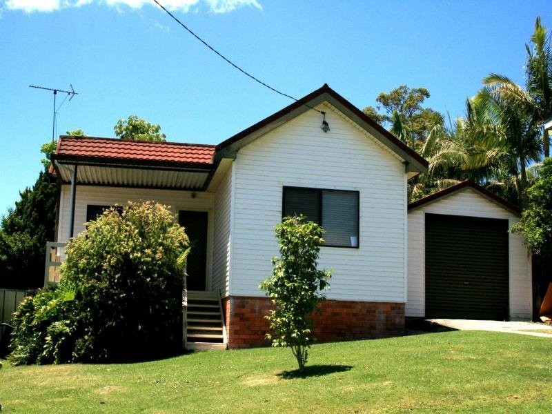 46 Mimosa Ave, Saratoga NSW 2251