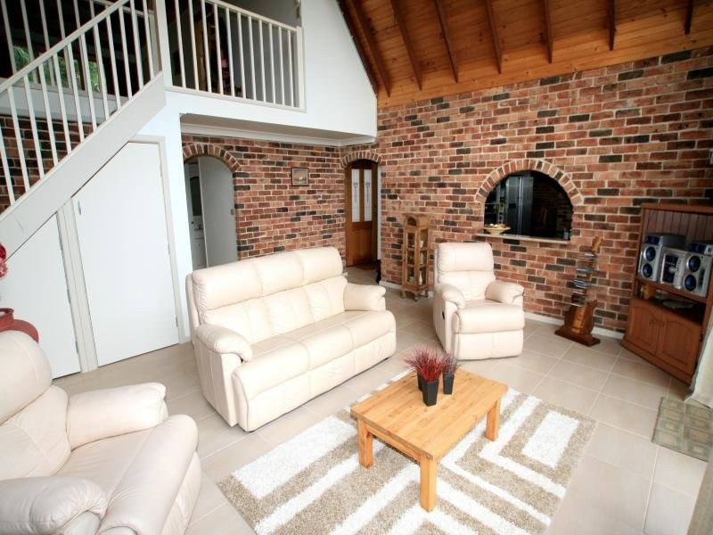 148 Broadwater Dr, Saratoga NSW 2251