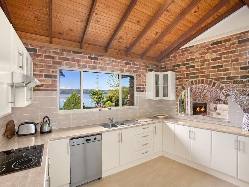 148 Broadwater Dr, Saratoga NSW 2251