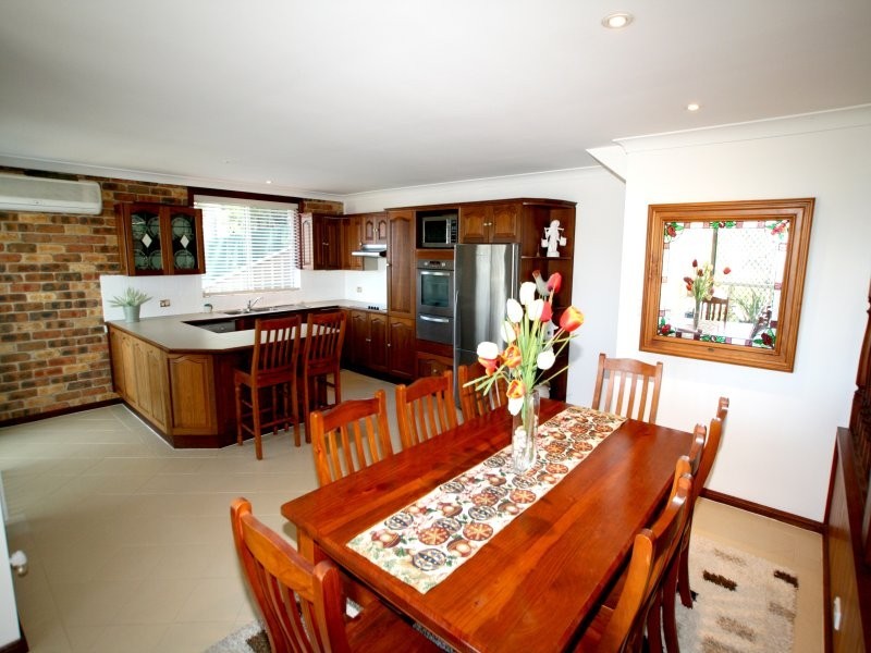 129 Broadwater Dr, Saratoga NSW 2251