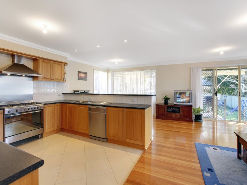 8 Magnolia Ave, Davistown NSW 2251