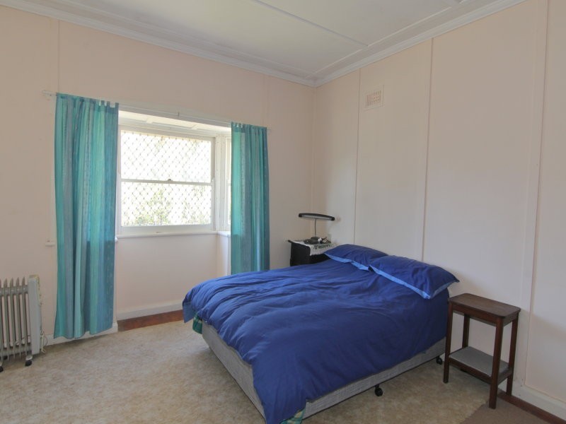 64 View Pde, Saratoga NSW 2251