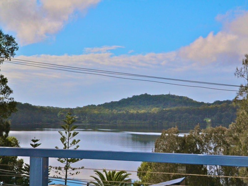 127 Broadwater Dr, Saratoga NSW 2251