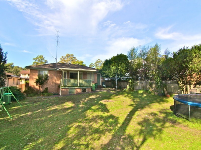 49 Patrick Cr, Saratoga NSW 2251