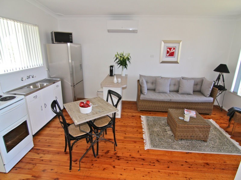 105 Broadwater Dr, Saratoga NSW 2251