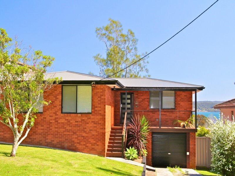 17 Bourke Ave, Yattalunga NSW 2251
