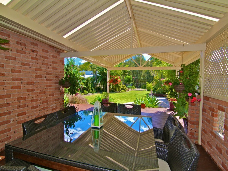 30 Emora Ave, Davistown NSW 2251