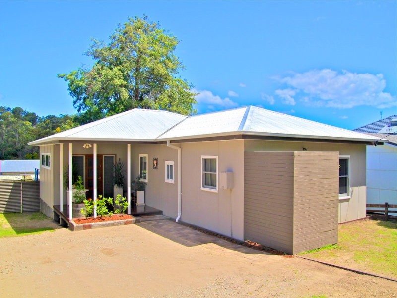 18 Jirramba Ave, Saratoga NSW 2251