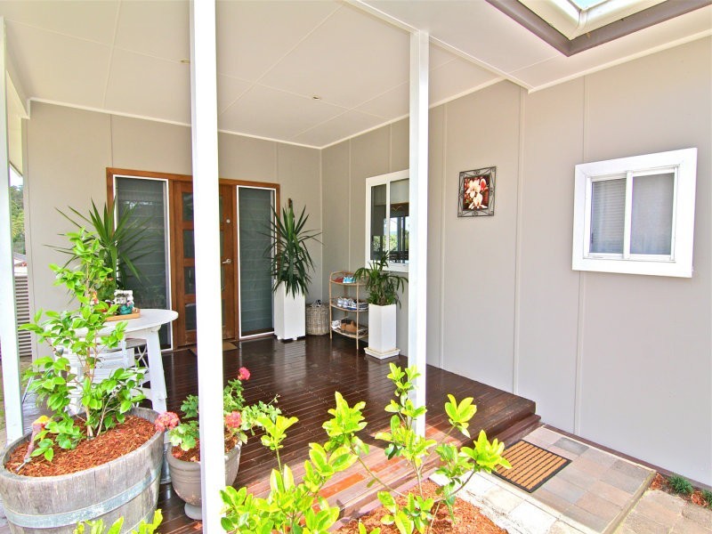18 Jirramba Ave, Saratoga NSW 2251
