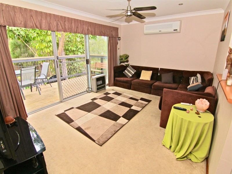 33 Algona Ave, Kincumber NSW 2251