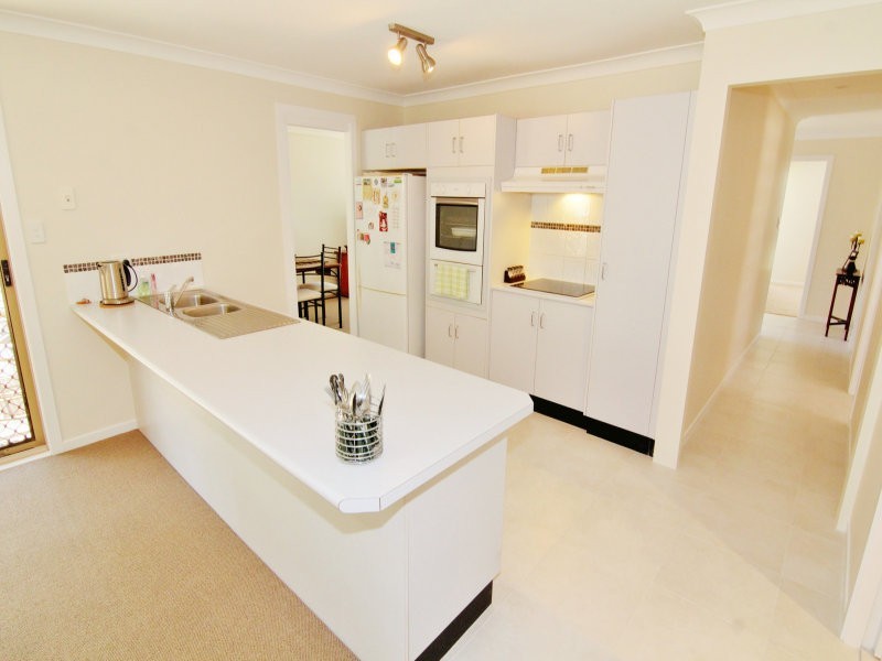 13 Algona Ave, Kincumber NSW 2251