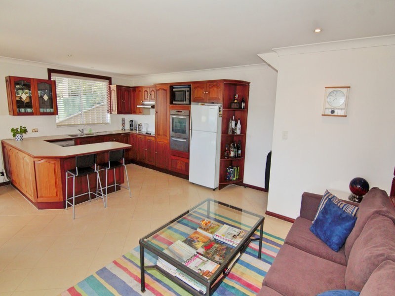 129 Broadwater Dr, Saratoga NSW 2251