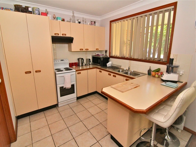 2/1 Frederick Goddard Cl, Saratoga NSW 2251