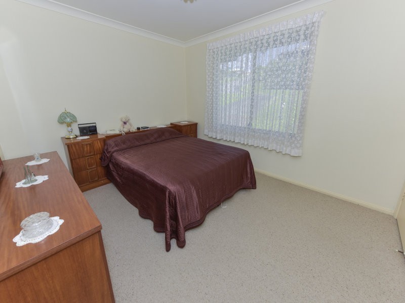 1/17 Leslie Pde, Saratoga NSW 2251