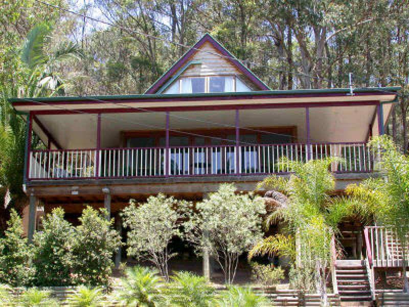 24 Moray Pde, Saratoga NSW 2251