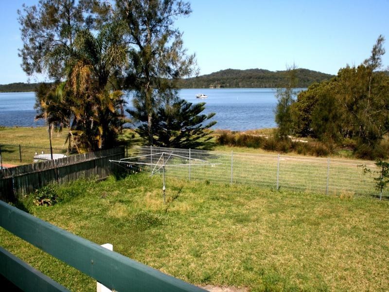 76 Broadwater Drive, Saratoga NSW 2251