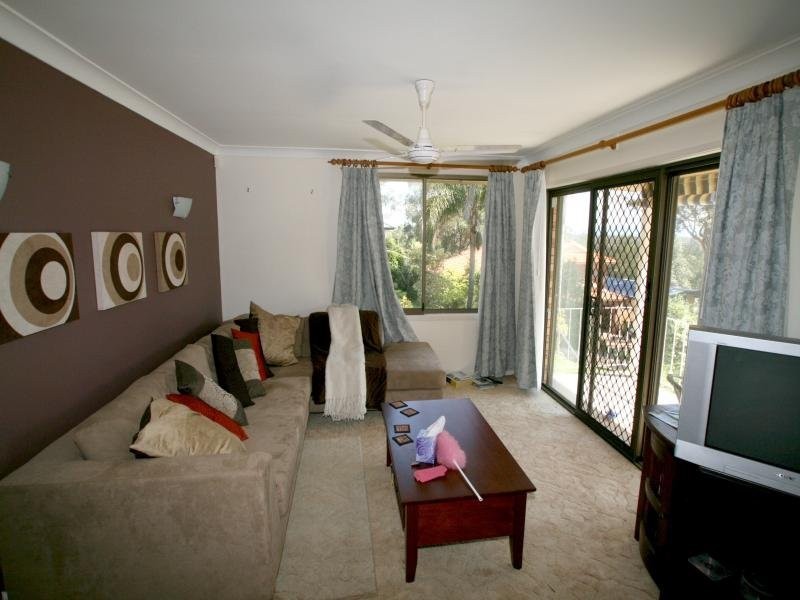 12 Julie St, Saratoga NSW 2251