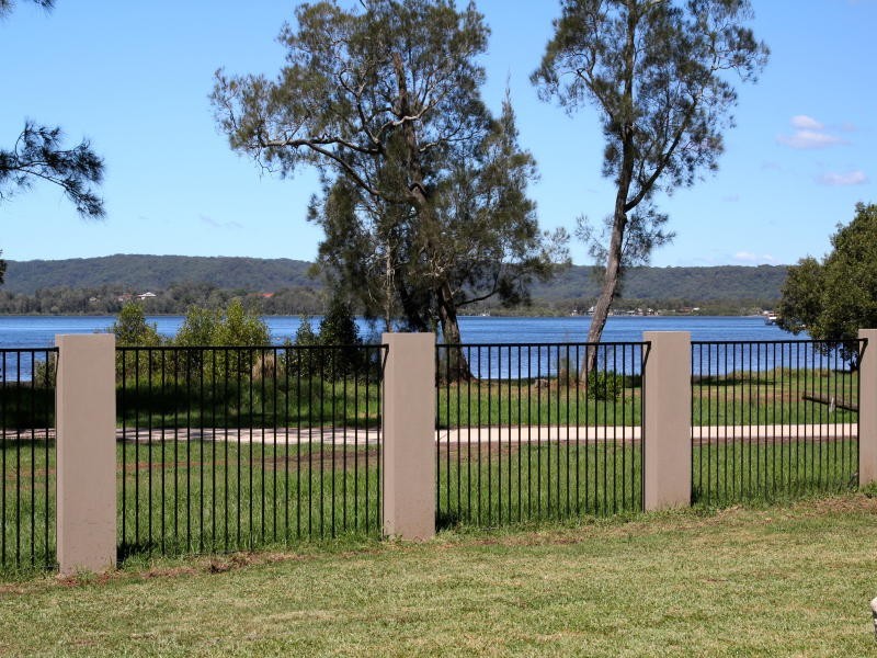 138 Broadwater Drive, Saratoga NSW 2251