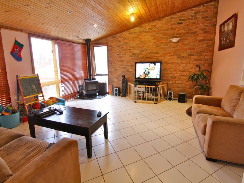 135 Broadwater Drive, Saratoga NSW 2251