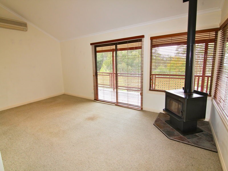 61 Arakoon Street, Kincumber NSW 2251