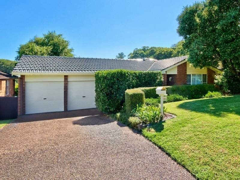 21 Henzel Rd, Green Point NSW 2251