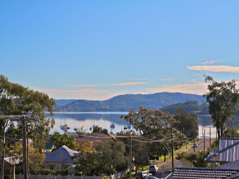 38 Mimosa Ave, Saratoga NSW 2251