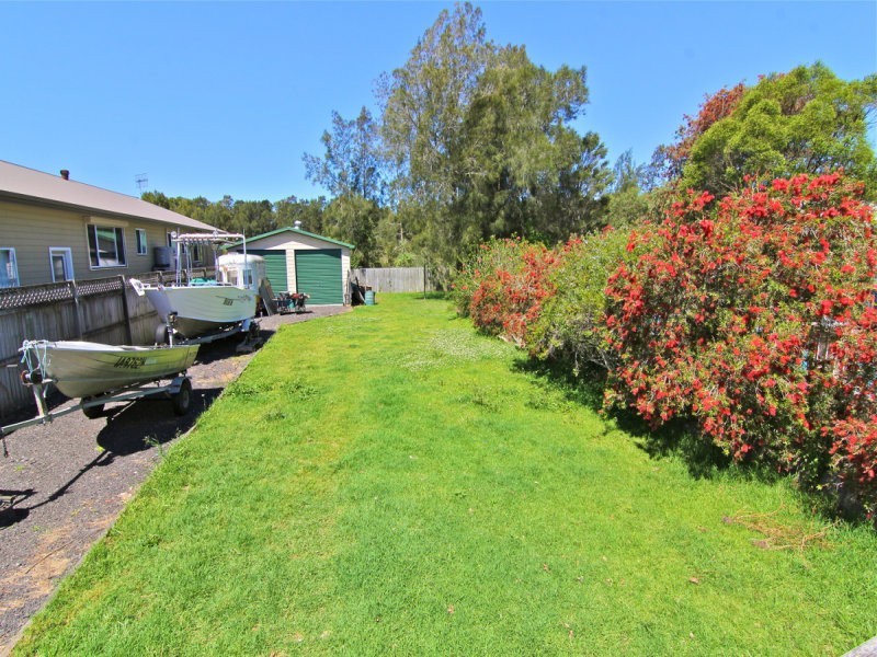 25 Magnolia Ave, Davistown NSW 2251