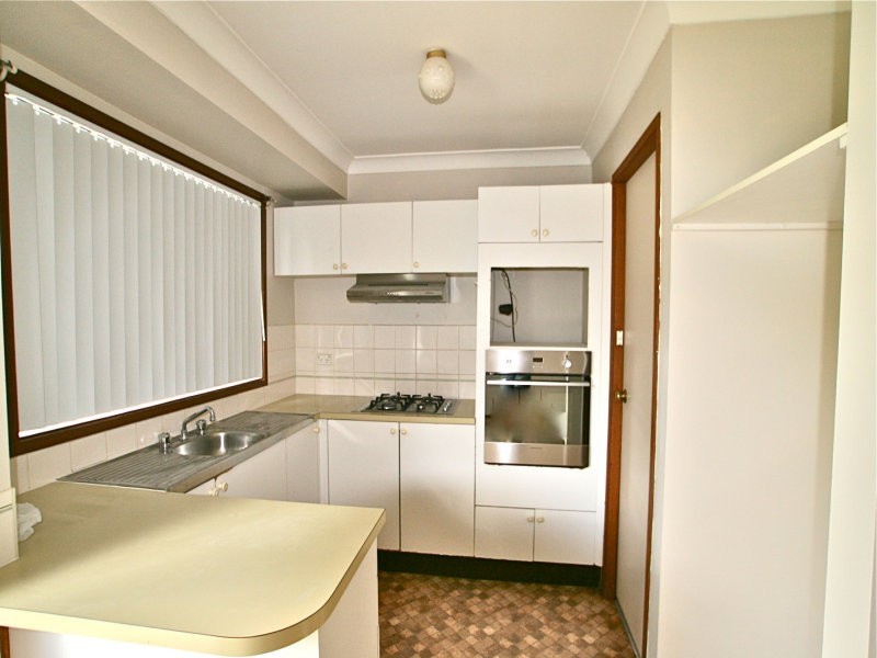 3 Childs Cl, Green Point NSW 2251